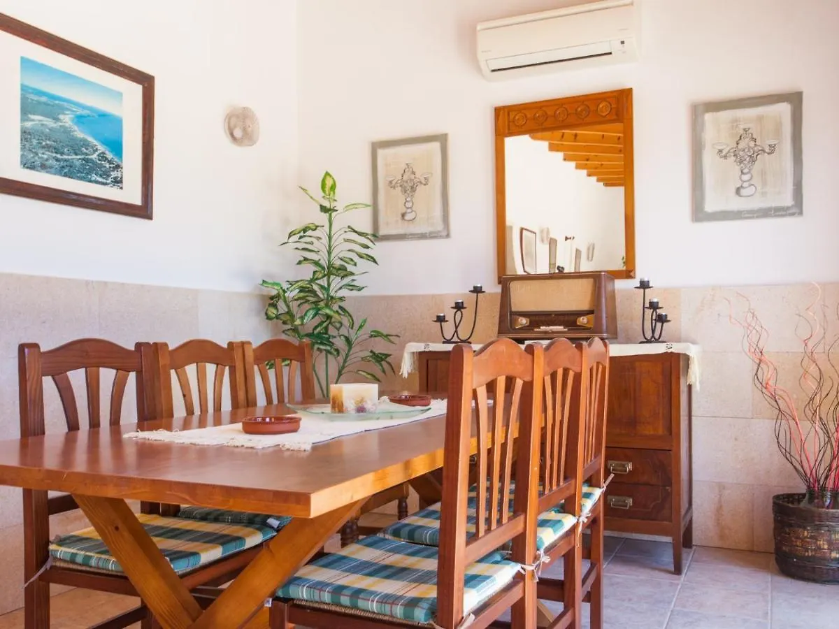 הקונטקטים של Na Frare Casa De Campo